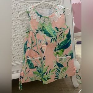 Lilly Pulitzer toddler dress size to light pink with green leaves